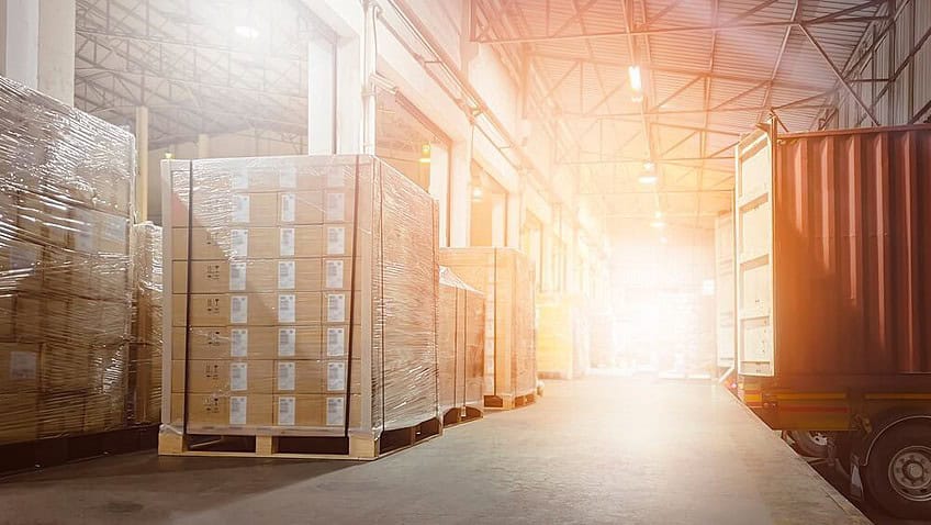 Learn about pallet stacking methods for warehouses